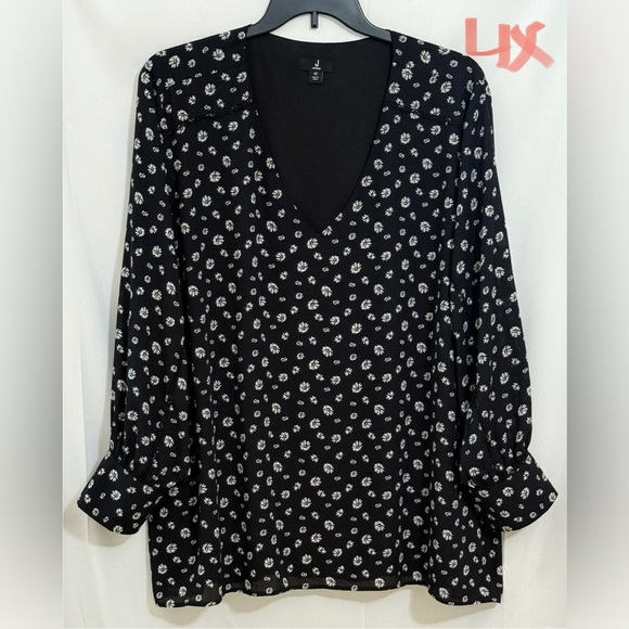 Jason Wu Tops - Jason Wu Black Floral Blouse with Elegant V-Neck